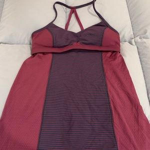 Lululemon Size 6 tanks